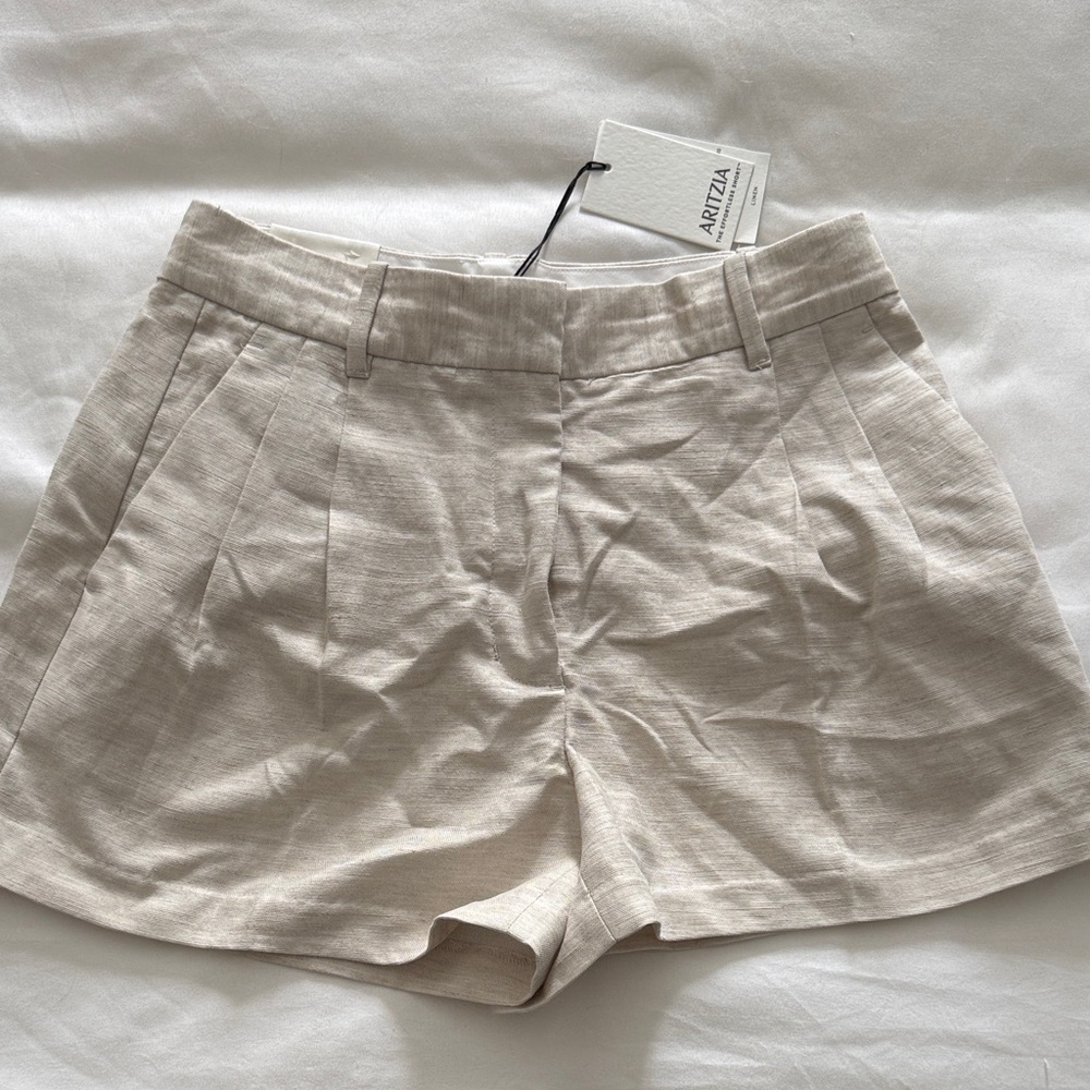 NWT Aritzia Linen Effortless Short Mini